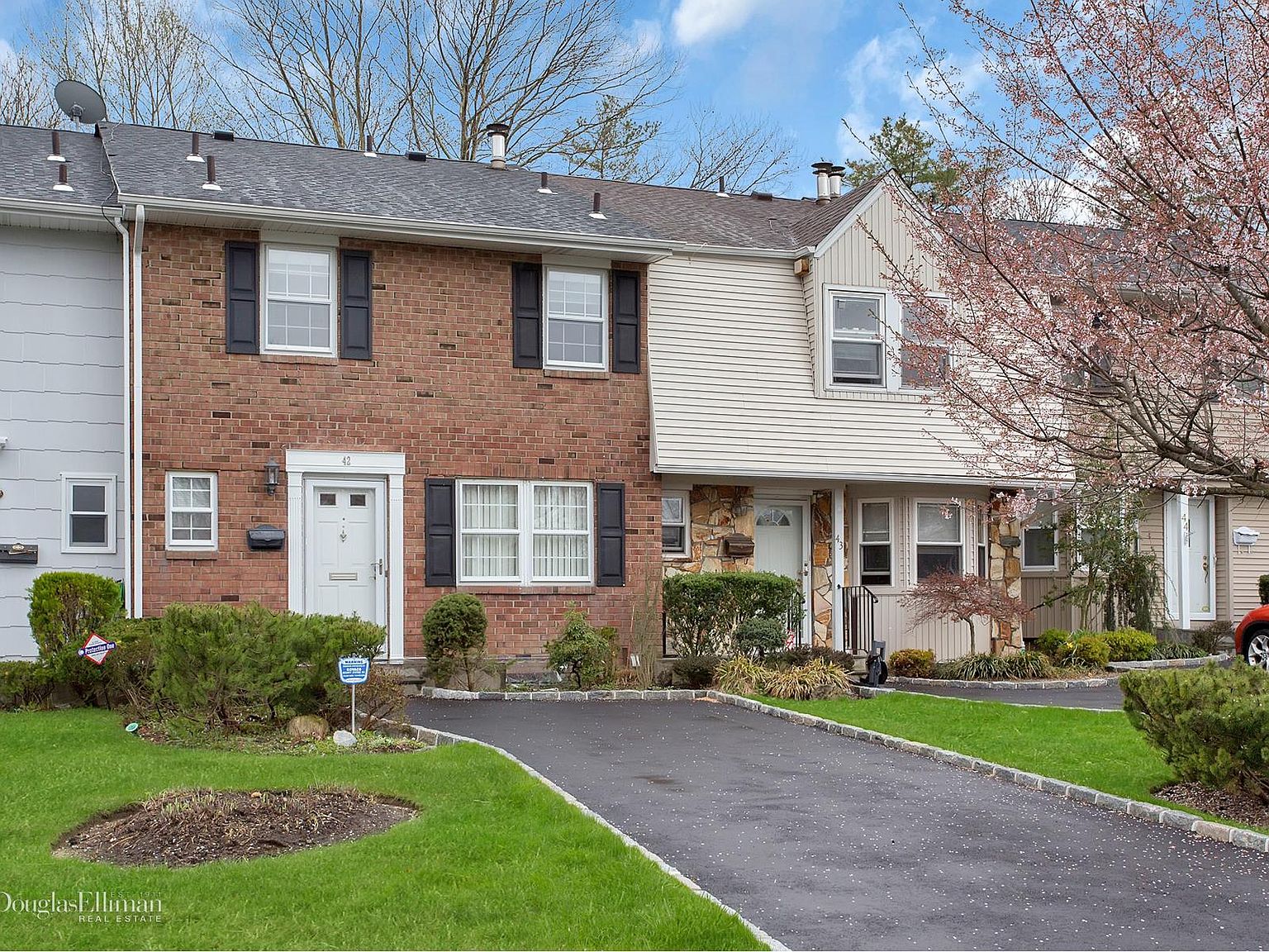 42 Manors Dr, Jericho, NY 11753 Zillow