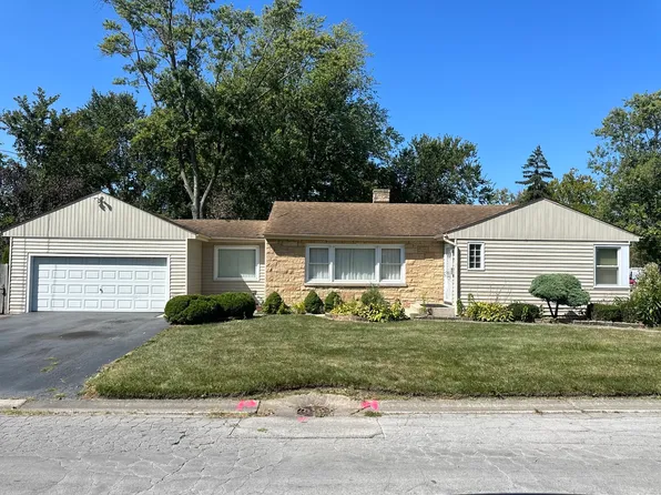 2901 Lexington Dr, Hazel Crest, IL 60429