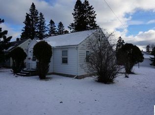 924 11th Ave, Two Harbors, MN 55616
