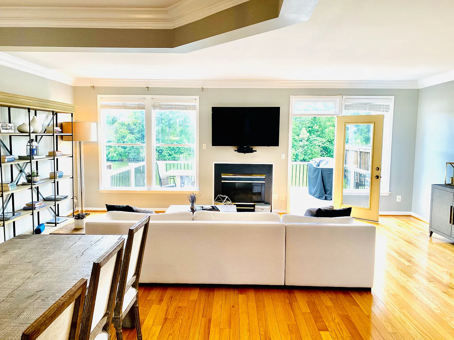 4 bed, 2144 sqft, $3,495 — Photo 4
