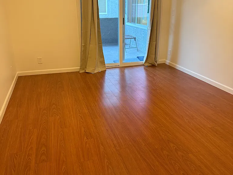 1262 S Barrington Ave #203 — Photo 19