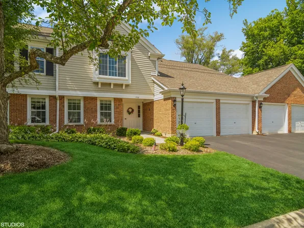 776 Margate Ln APT A, Prospect Heights, IL 60070