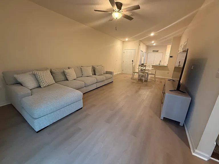 59 Scotch Pebble Dr — Photo 7