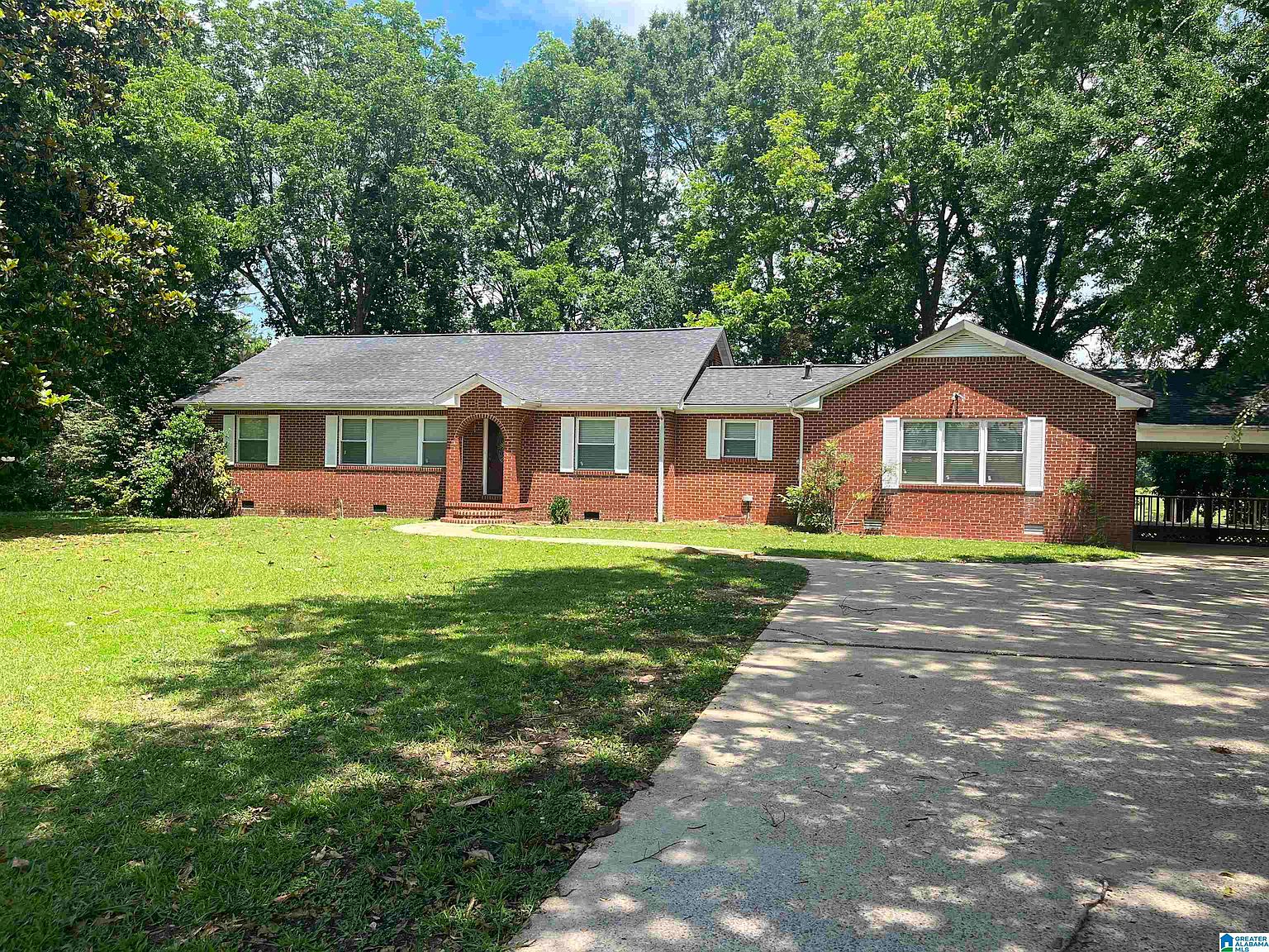 1695 County Road 28, Clanton, AL 35046 Zillow