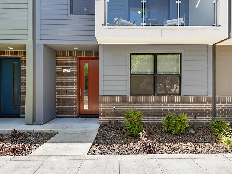 1324 C St — Photo 4