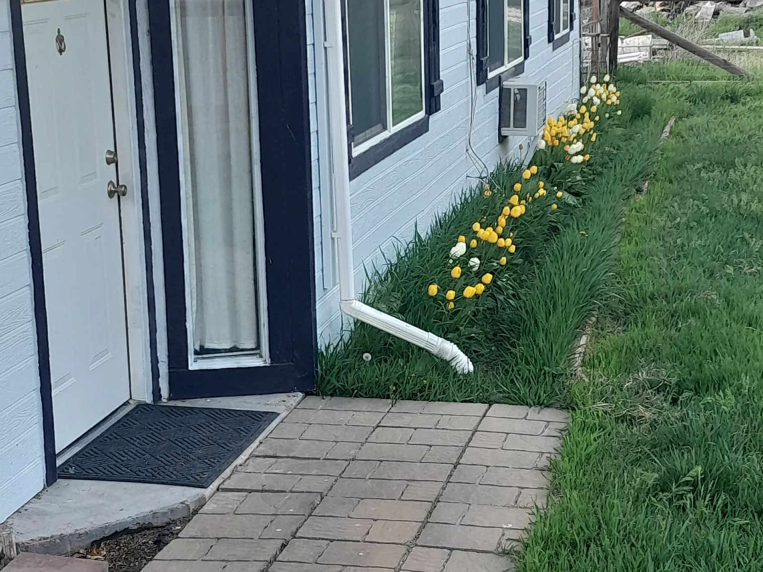 NW Bradford Ave, Mountain Home — Photo 2