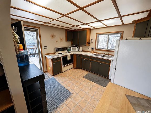 4th image of 123 Maple ROAD