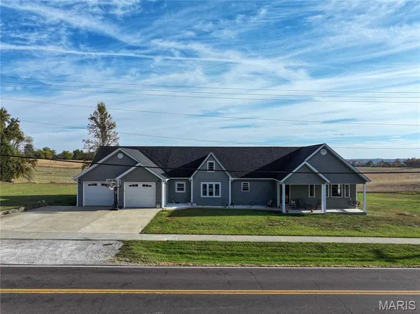 6686 Main St, Altenburg, MO 63732