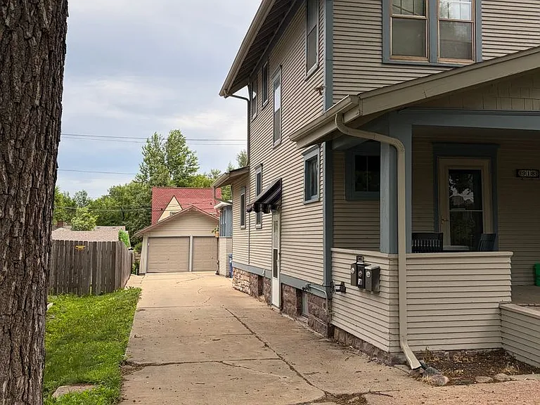 918 S 1st Ave — Photo 18