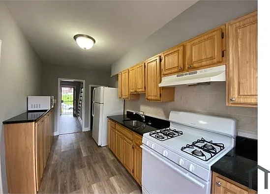 3109 Leighton Ave — Photo 9