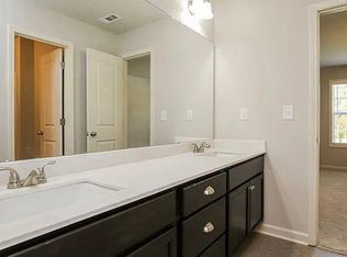 4010 Windsor Trl, Gainesville, GA 30506