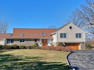 107 Rockledge Rd, Bronxville, NY 10708