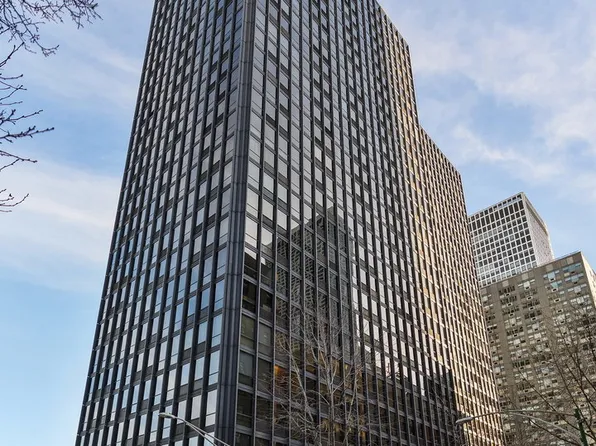 910 N Lake Shore Dr APT 2819, Chicago, IL 60610