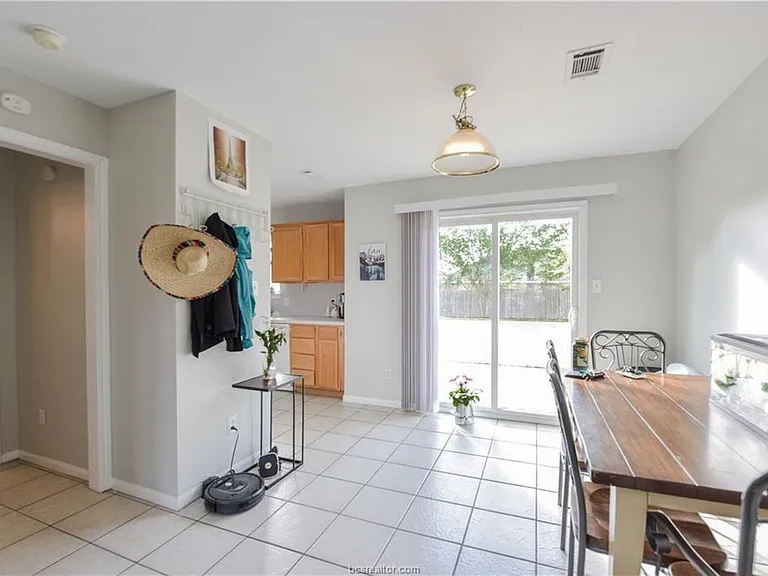 2427 Pintail Loop — Photo 8