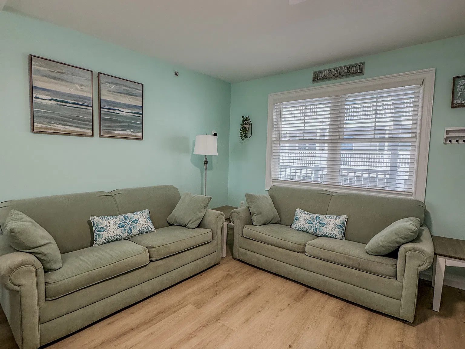 18 Ocean Blvd — Photo 4