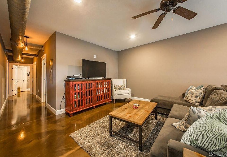 1st image of 7910 Edgemont Rd Suite 300
