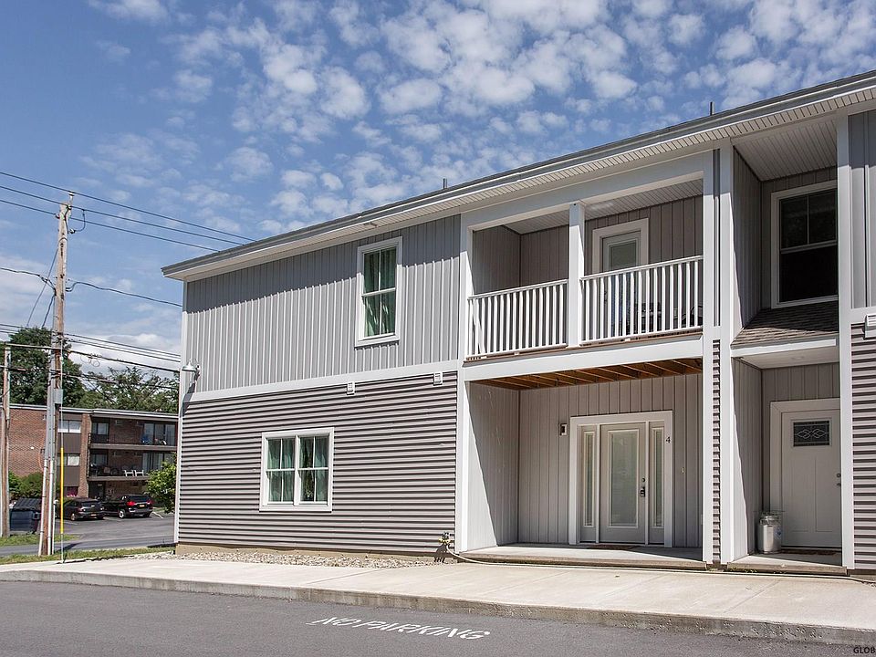1st image of 166 Jefferson St #4
