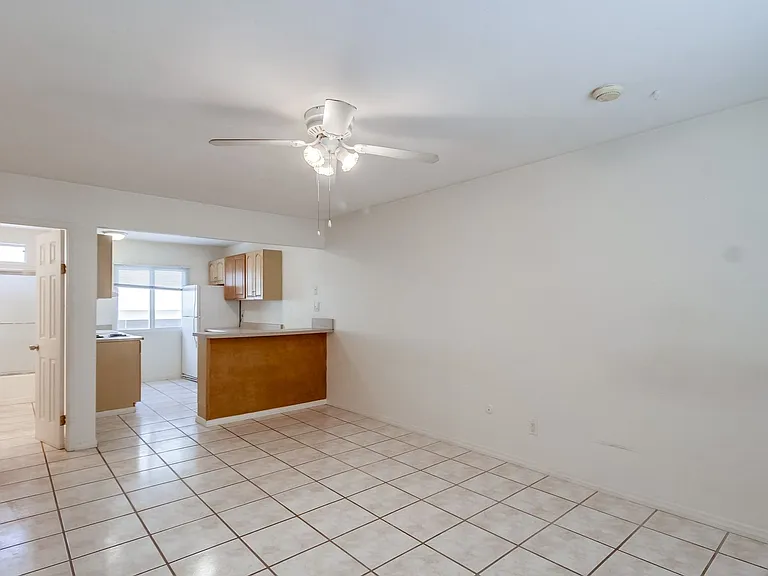 B Street | Apartments Near Balboa Park - Studios, 1 & 2 Bedrooms — Photo 21