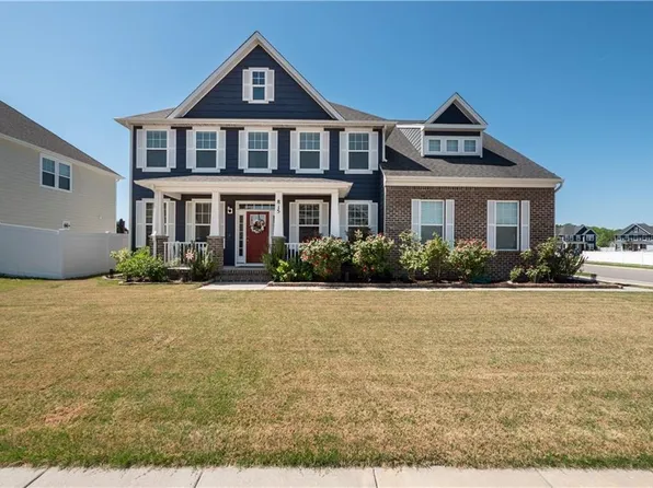 815 Angel Wing Dr, Chesapeake, VA 23323