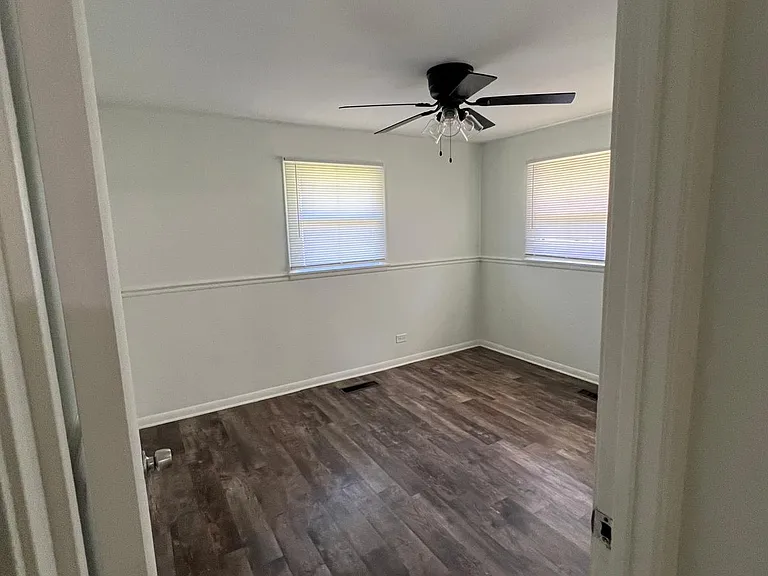 18801 Loretto Ln — Photo 30