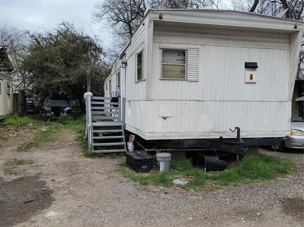 113 Busch St Trailer 5, Houston, TX 77060