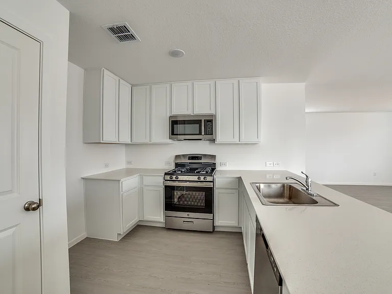 5202 Morgan Crst — Photo 9