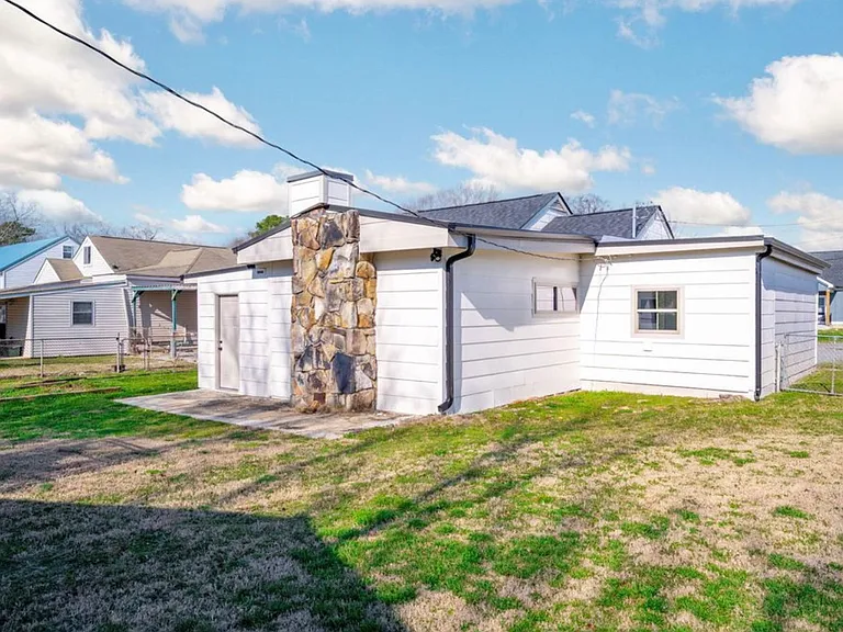 104 Ellis Dr — Photo 18
