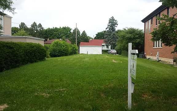 3rd image of 3708 W Albion Ave