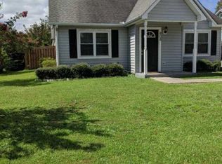 808 Elk Trail Dr, Wilmington, NC 28409