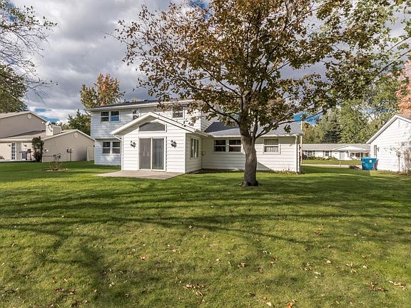 4th image of 1710 Lopshire Dr