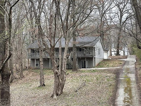 5th image of 781 Hunts Ln