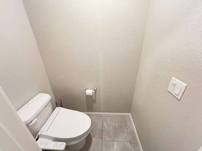 10946 Cambridge Lakes Ave — Photo 18
