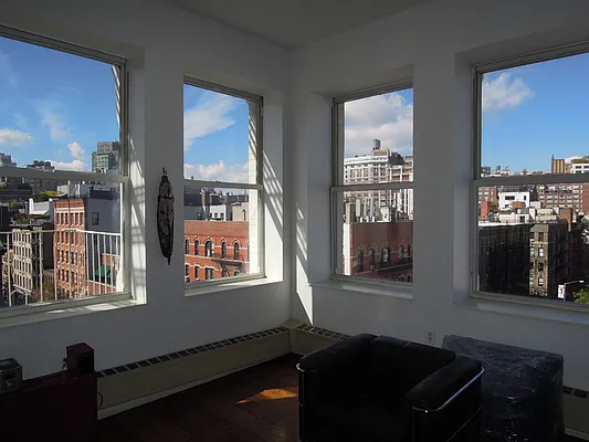 Rented by Brown Harris Stevens | media 23