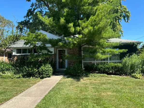 648 Oakwood Ct, Des Plaines, IL 60016