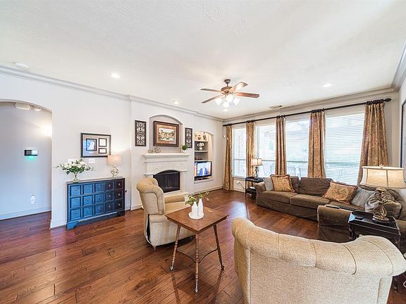 2nd image of 17711 Fairhaven Lake Dr