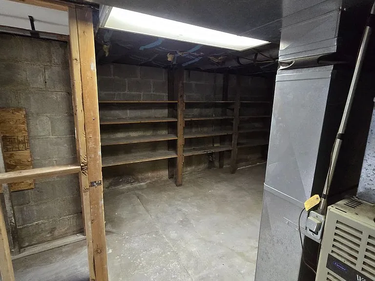 1006 Dexter St — Photo 27