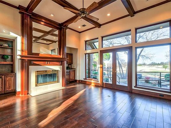 3rd image of 1422 Hidden Oaks Cir