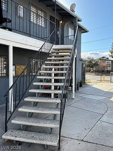 1521 Cobb Ln #4 Photo 1