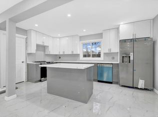 24 State St, Valley Stream, NY 11580