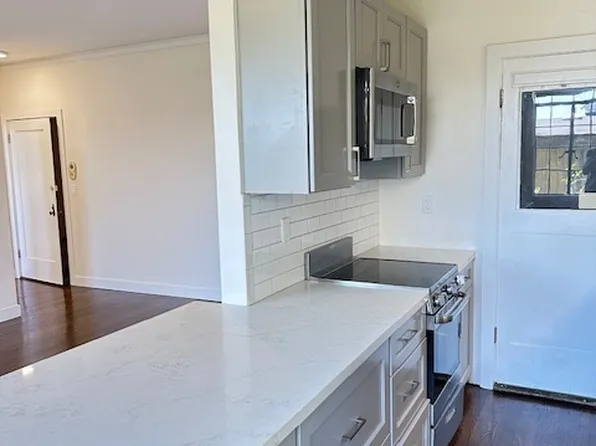 391 Fairmount Ave, Oakland, CA 94611