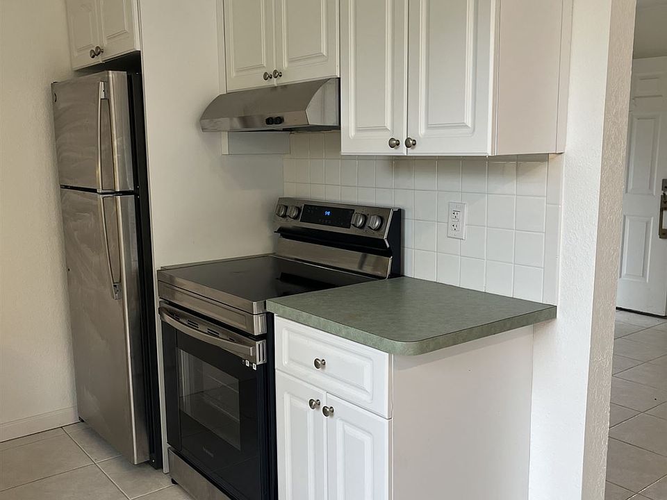 Kitchen 5