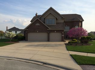 8519 Baron Ct, Tinley Park, IL 60487