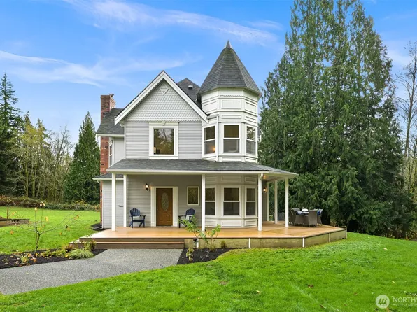 19010 Friday Creek Lane, Burlington, WA 98233