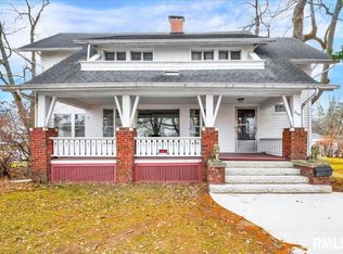 914 Washington St, Pekin, IL 61554