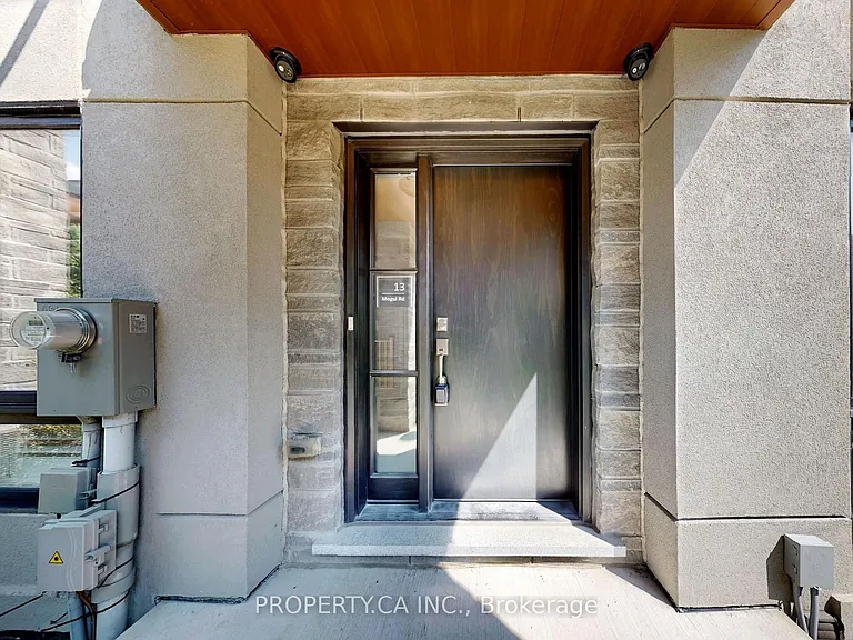 13 Mogul Rd — Photo 4