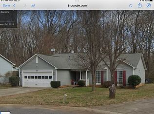 6725 Mounting Rock Rd, Charlotte, NC 28217