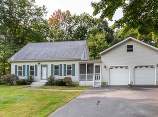 16 Sammanikki Cir, Milton, VT 05468