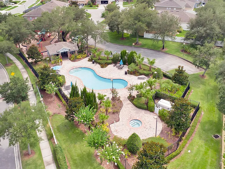 10706 Cypress Trail Dr — Photo 23