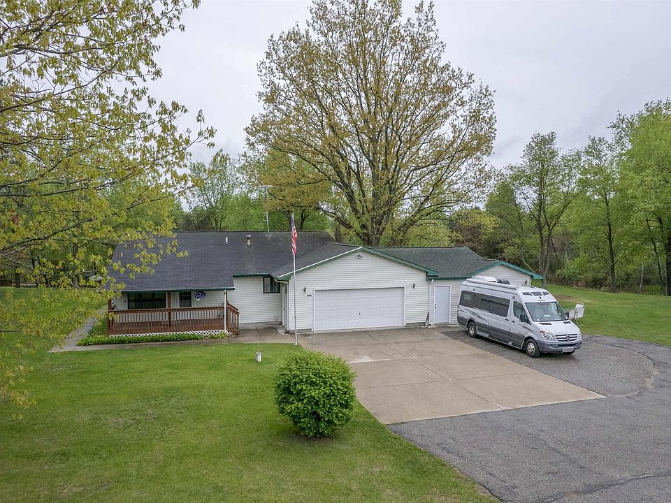 1048 El Camino Grande Dr, Lake Isabella, MI 48893 Zillow