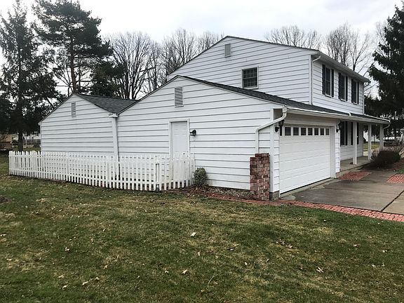 2nd image of 8439 Celianna Dr